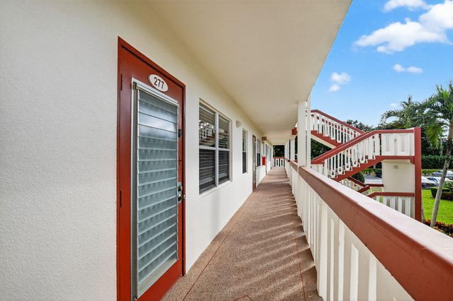 277 Brighton G G, Boca Raton, FL 33434