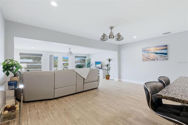 712 POINSETTIA AVENUE, Ellenton, FL 34222