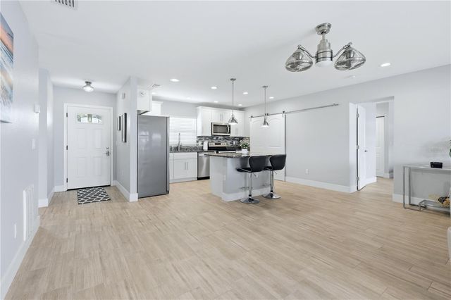 712 POINSETTIA AVENUE, Ellenton, FL 34222