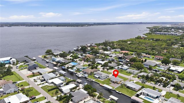712 POINSETTIA AVENUE, Ellenton, FL 34222