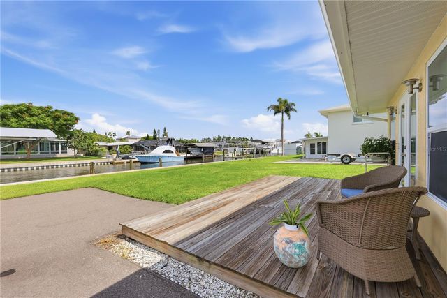 712 POINSETTIA AVENUE, Ellenton, FL 34222