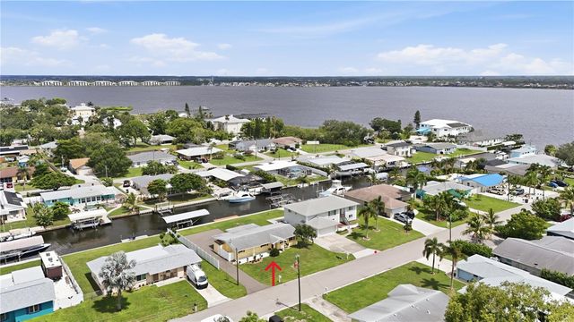 712 POINSETTIA AVENUE, Ellenton, FL 34222
