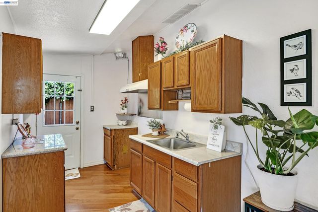 1798 Hartnell St, Union City, CA 94587