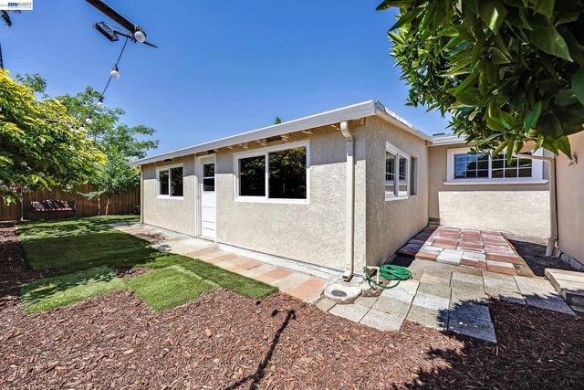 1798 Hartnell St, Union City, CA 94587