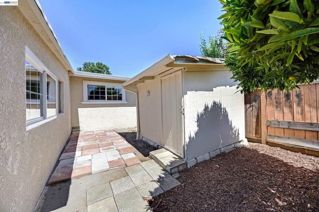 1798 Hartnell St, Union City, CA 94587