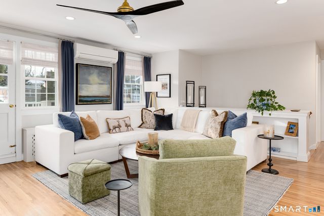 186 Putnam Park 186, Greenwich, CT 06830