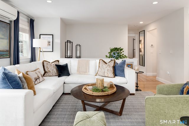 186 Putnam Park 186, Greenwich, CT 06830