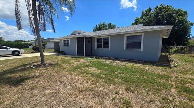 18448 Iris RD, Fort Myers, FL 33967