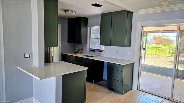 18448 Iris RD, Fort Myers, FL 33967