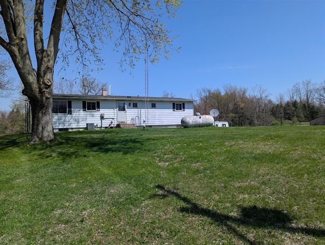13421 Woerner Road, Manitou Beach, MI 49253