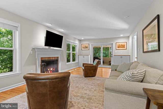 702 GREAT OAK LN, Kennett Square, PA 19348