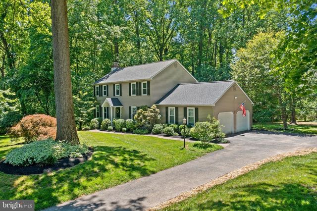 702 GREAT OAK LN, Kennett Square, PA 19348