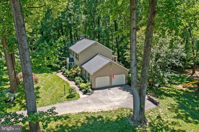 702 GREAT OAK LN, Kennett Square, PA 19348