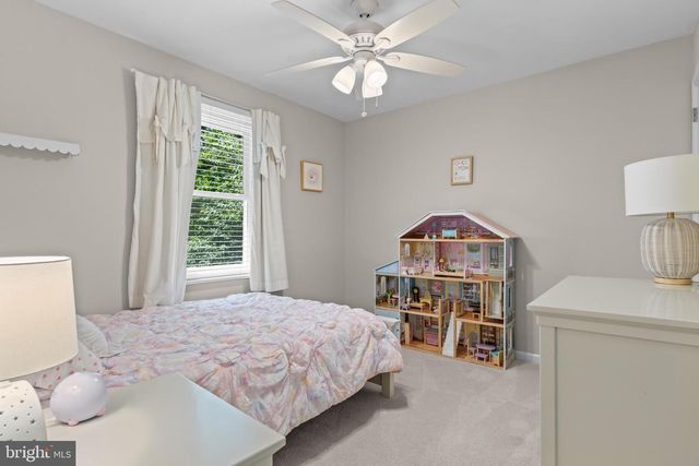 702 GREAT OAK LN, Kennett Square, PA 19348