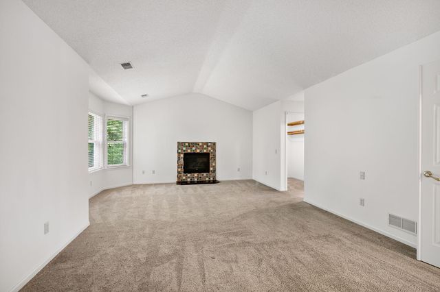 1536 Shannon Drive, Woodbury, MN 55125
