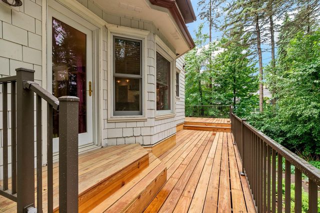 1536 Shannon Drive, Woodbury, MN 55125