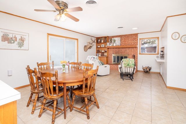 2005 S China Street, Brady, TX 76825