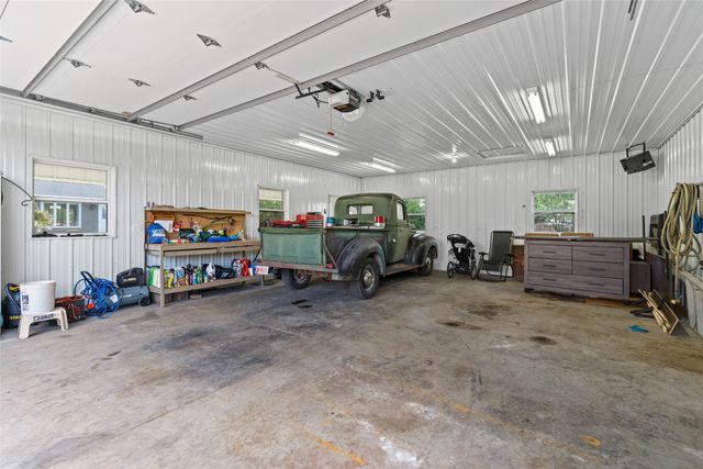 800 School Street, Stanhope, IA 50246
