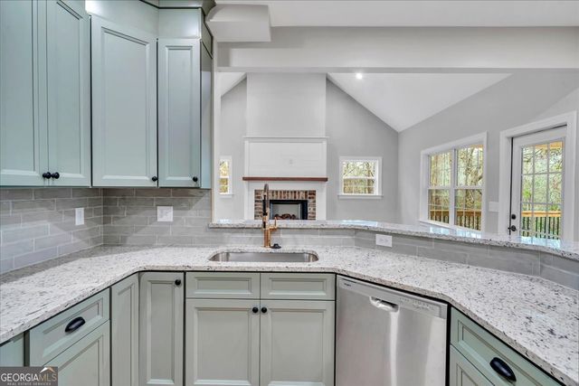 312 Hickory Glen, Centerville, GA 31028