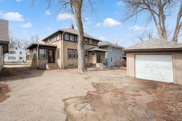 116 11th Avenue NW, Rochester, MN 55901