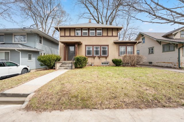 116 11th Avenue NW, Rochester, MN 55901