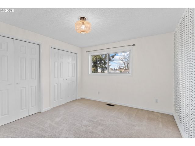 18450 Sw DELINE St, Beaverton, OR 97078