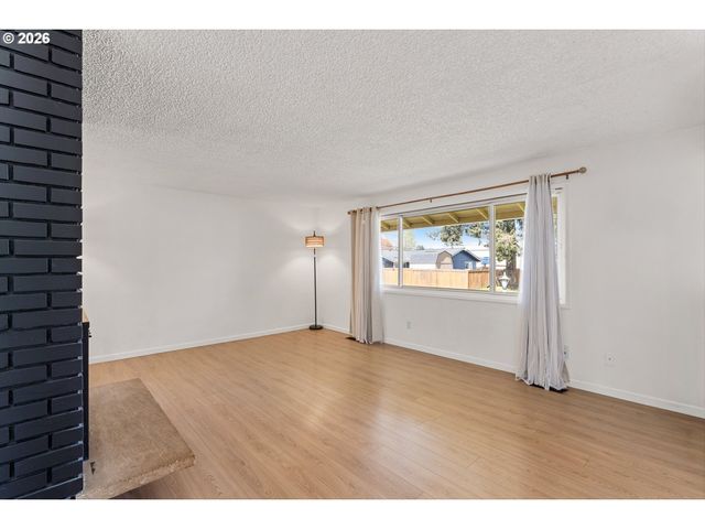 18450 Sw DELINE St, Beaverton, OR 97078