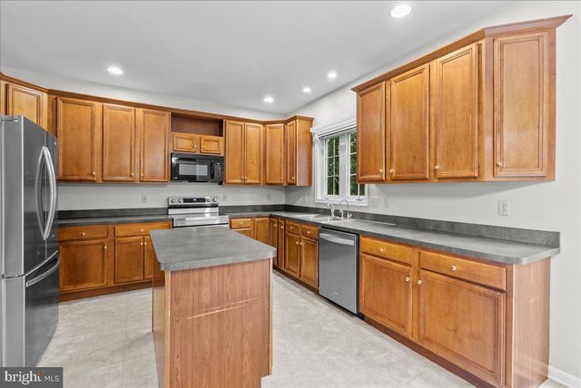 120 FIRST MANASSAS PL, Stephens City, VA 22655