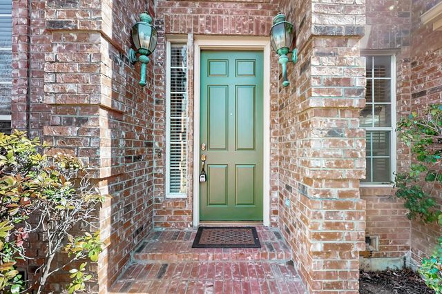 7520 Sweetgum Drive, Irving, TX 75063