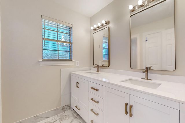 7520 Sweetgum Drive, Irving, TX 75063