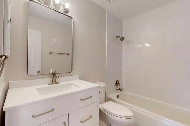 7520 Sweetgum Drive, Irving, TX 75063