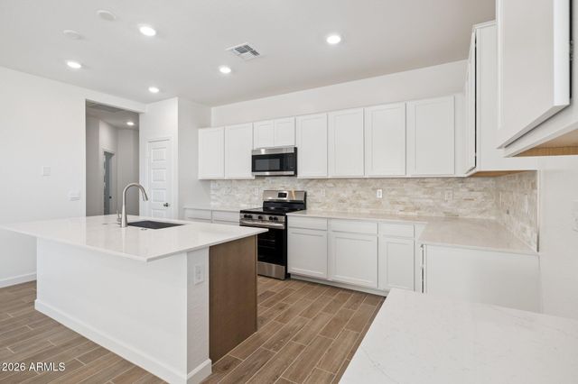 24218 W ATLANTIS Way, Buckeye, AZ 85326