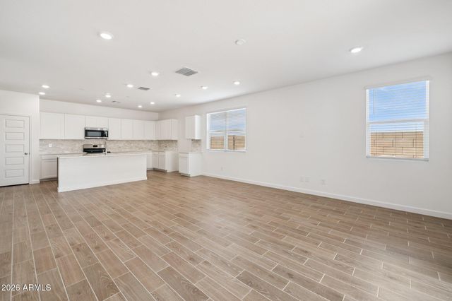 24218 W ATLANTIS Way, Buckeye, AZ 85326