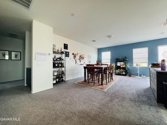 2446 Lugar Hermoso Court, Rosamond, CA 93560