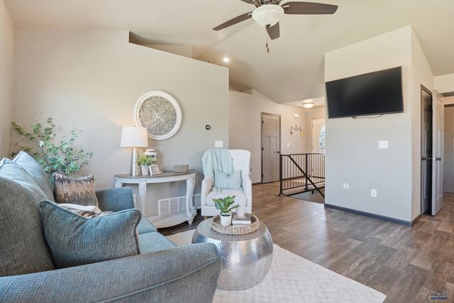 604 CIVIL WAY, Box Elder, SD 57719