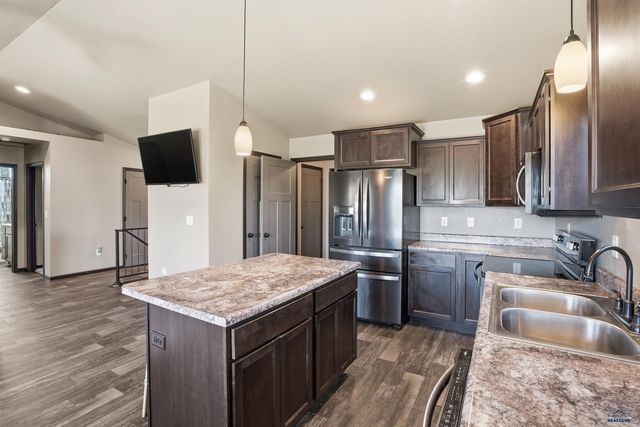 604 CIVIL WAY, Box Elder, SD 57719
