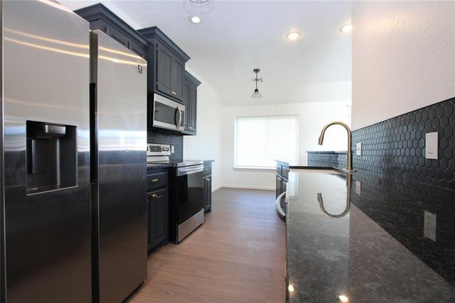 39 NE Deerfield Drive, Elgin, OK 73538
