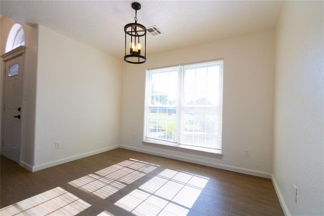 39 NE Deerfield Drive, Elgin, OK 73538