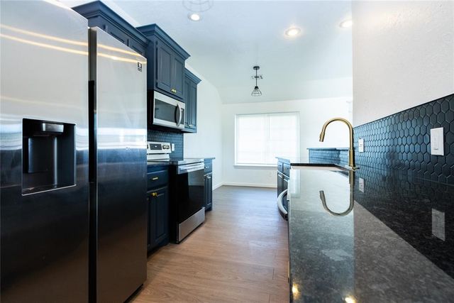 39 NE Deerfield Drive, Elgin, OK 73538