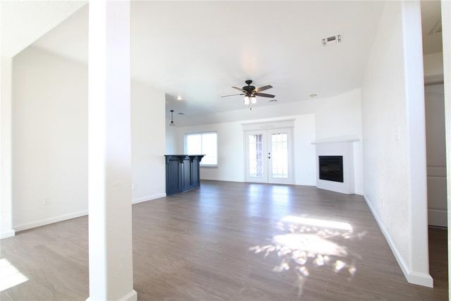 39 NE Deerfield Drive, Elgin, OK 73538