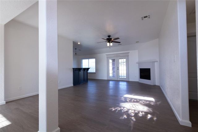 39 NE Deerfield Drive, Elgin, OK 73538
