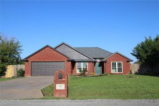 39 NE Deerfield Drive, Elgin, OK 73538