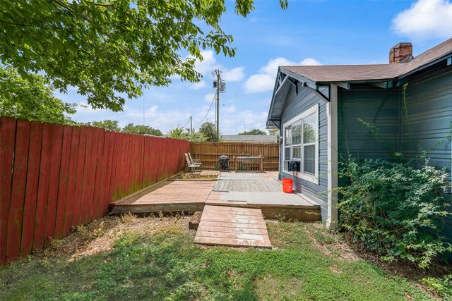 203 Wilson Street, Cedar Hill, TX 75104