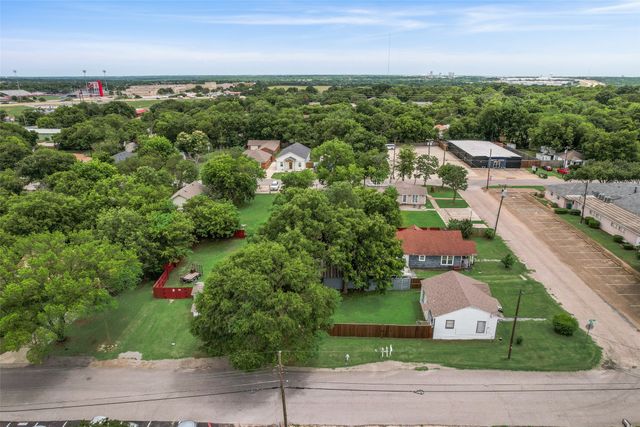 203 Wilson Street, Cedar Hill, TX 75104