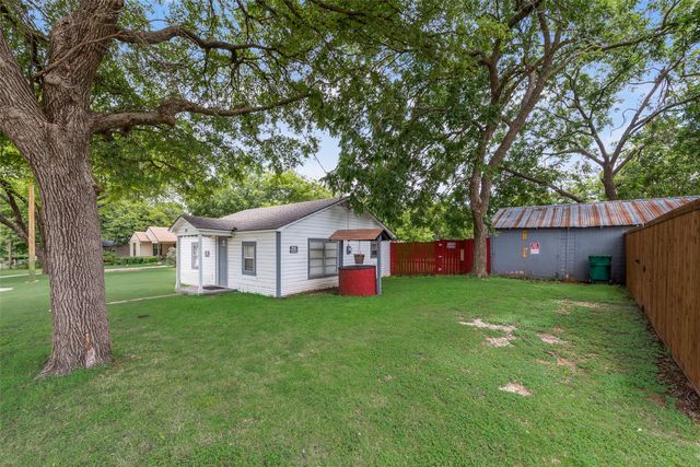 203 Wilson Street, Cedar Hill, TX 75104