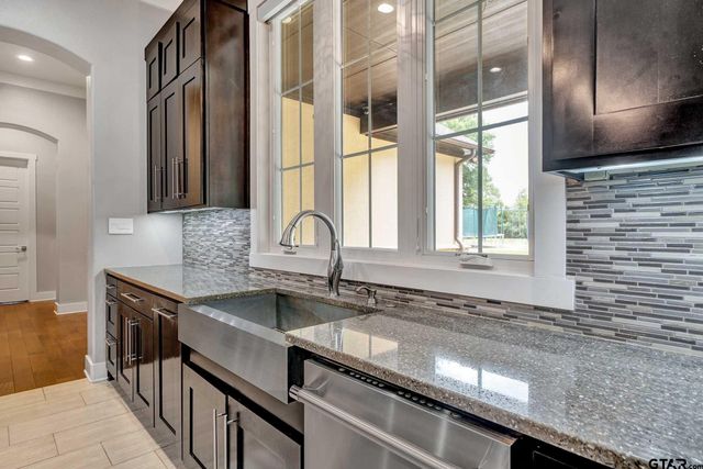 6120 Graemont, Tyler, TX 75703