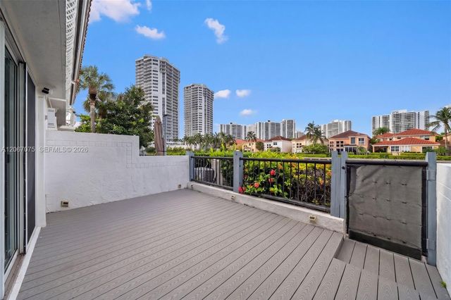 3750 NE 209 Terrace, Aventura, FL 33180