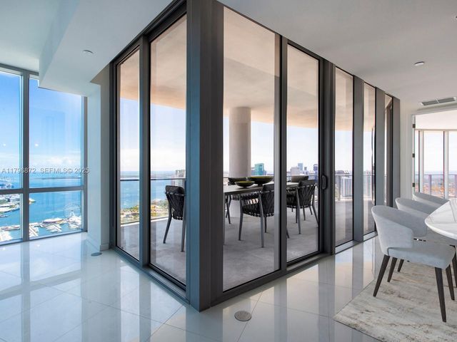 851 NE 1st Avenue PH5011, Miami, FL 33132