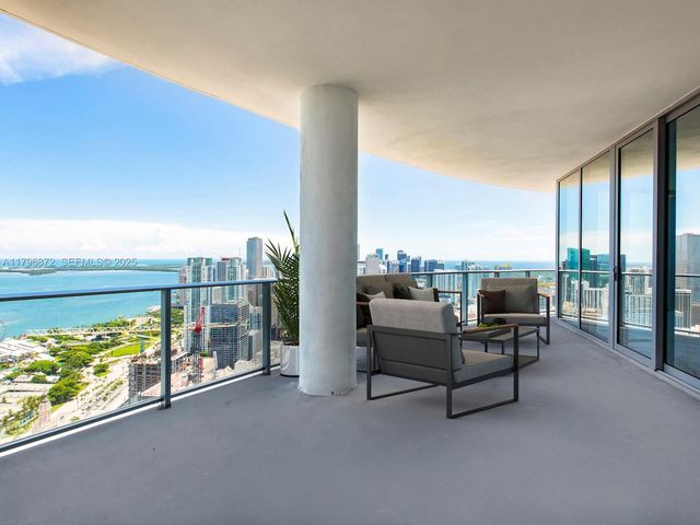 851 NE 1st Avenue PH5011, Miami, FL 33132