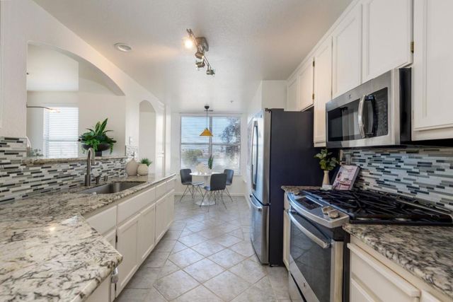 500 Baltic Circle 524, Redwood City, CA 94065